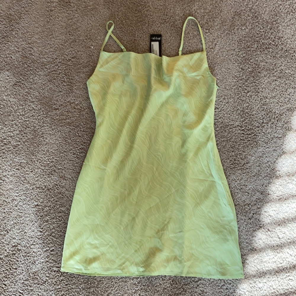Nasty Gal Silk Wave detail dress PLUS SIZE:14